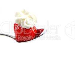 Erdbeere mit Sahne / strawberry with cream