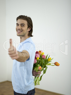 Mann mit Blumen