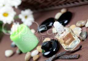 Aromatherapie mit Vanilleöl / aromatherapy with vanilla oil