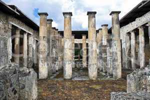 Ancient roman columns