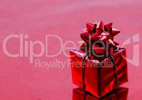 rotes Geschenk / red gift