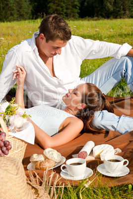 Picnic - Romantic couple in spring nature