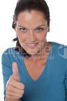 Young brown hair woman showing thumbs-up