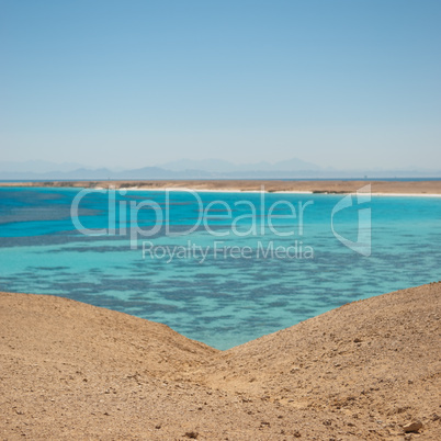 Turquiose waters of a tropical lagoon