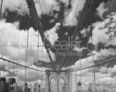 Road above Brooklyn Bridge