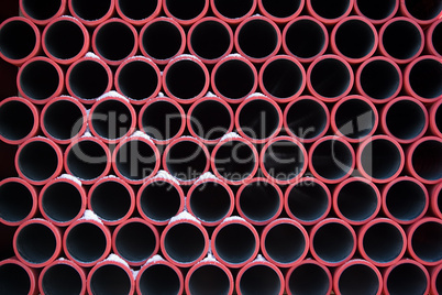 red pipes pattern