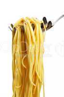 spaghetti auf schöpflöffel