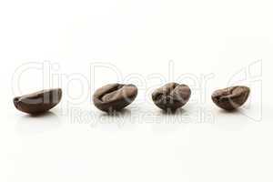 vier Kaffeebohnen