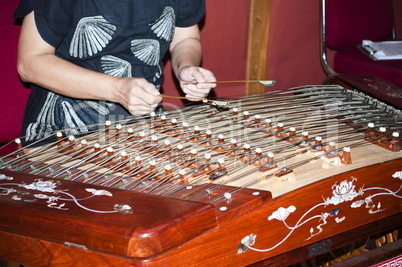 Khim hammered dulcimer