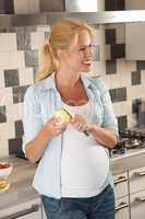 Pregnant woman eating healthy