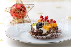 Weihnachtliches Obsttörtchen - Christmas fruit fancy cake