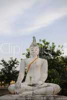 Whithe Buddhas figure
