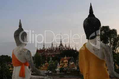 Buddha's figures before Wat Phai Rong Wua