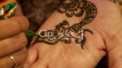 Henna an Hand