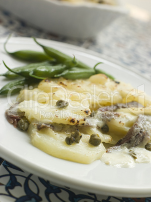 Spanish- Style Potato Gratin with Green Beans
