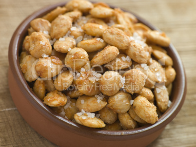 Spiced and Salted Macadamia Nuts