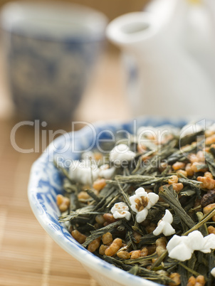 Green Tea Leaves with Brown Rice