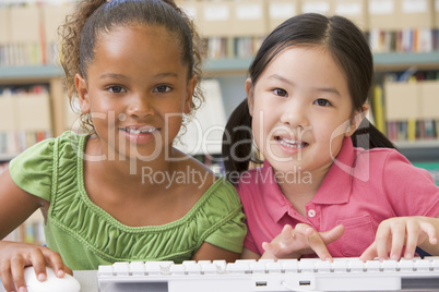 Kindergarten children using computer