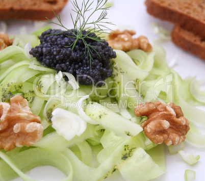 Gurkensalat mit Kavier (Y.Bogdanski)