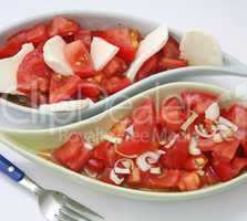 frischer Tomatensalat (Y.Bogdanski)