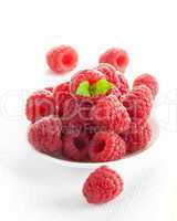 Himbeeren auf Schale / raspberries on bowl