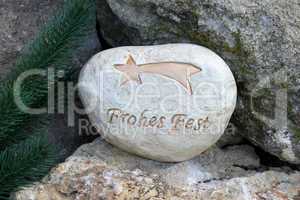 Stein mit der Inschrift Frohes Fest