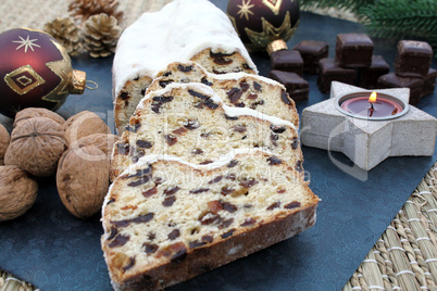 Weihnachtsstollen