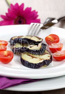 gegrillte Auberginenscheiben / grilled aubergine slices