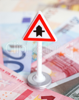 Vorfahrt für Geld - euros with traffic sign