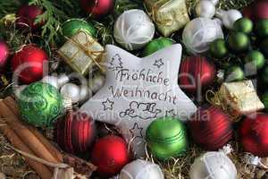 Farbenfrohe Weihnachtsdekoration