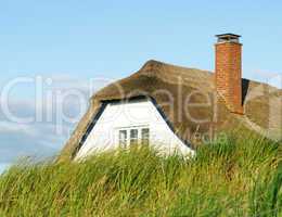 Haus hinter dem Deich - House behind the Dike