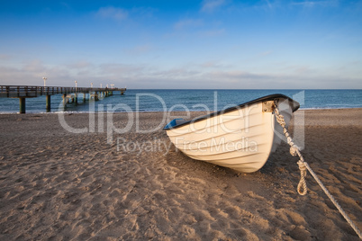 Boot am Strand