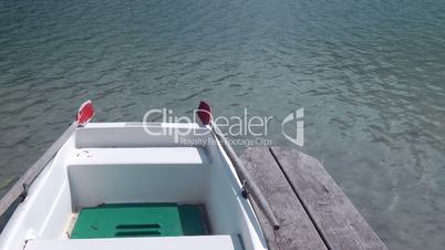 Ruderboot am Wasser - Video - Roawing Boat