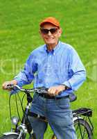 Senior mit Fahrrad - Happy Senior with Bike