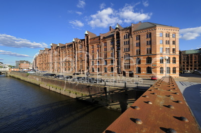 Block P und Jungfernbrücke in der Hamburger Speicherstadt