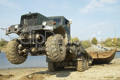 Disassembly of pontoon bridge