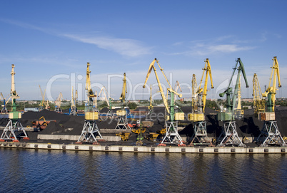 Industrial freight port