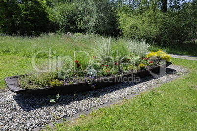 Boot mit Blumen