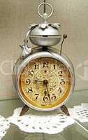 Grandfather's Alarm Clock - Großvaters Wecker