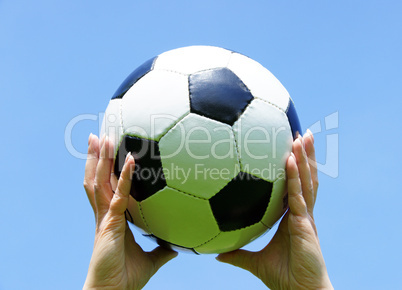 soccer & sky - fußball & himmel