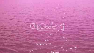 Glitzernde Wasserwellen - Great Pink Water