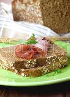 Brot mit Schinken / bread with ham