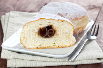 gefüllte Pfannkuchen / filled donuts