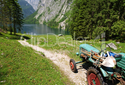 Bergsee in den Alpen - Lake in Mountains