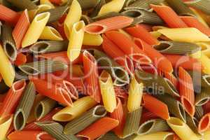 Bunte Penne