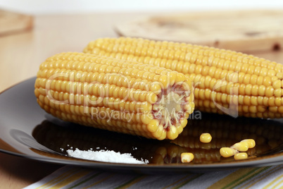 Gekochte Maiskolben