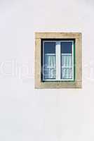 Fenster in weißer Wand - window in white wall 02