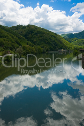 An der Ponte della Maddalena, Ponte del Diavolo (Teufelsbrücke) bei Borgo a Mozzano, Toskana, Italien - At the Ponte della Maddalena, Ponte del Diavolo near Borgo a Mozzano, Tuscany, Italy