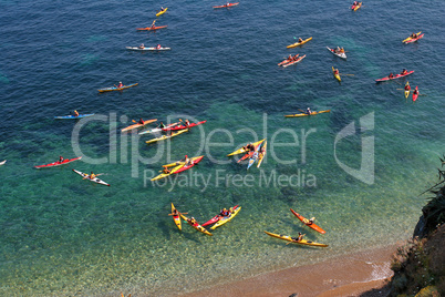 Kajakfahrer im Meer