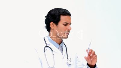 Arzt mit Spritze